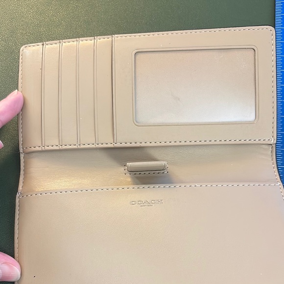 Coach check book cover - Picture 3 of 4